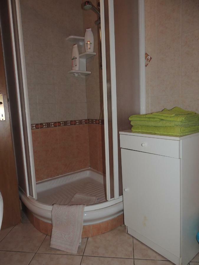 Bed and Breakfast La Marina Кальяри Экстерьер фото
