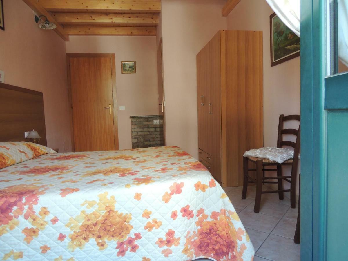 Bed and Breakfast La Marina Кальяри Экстерьер фото
